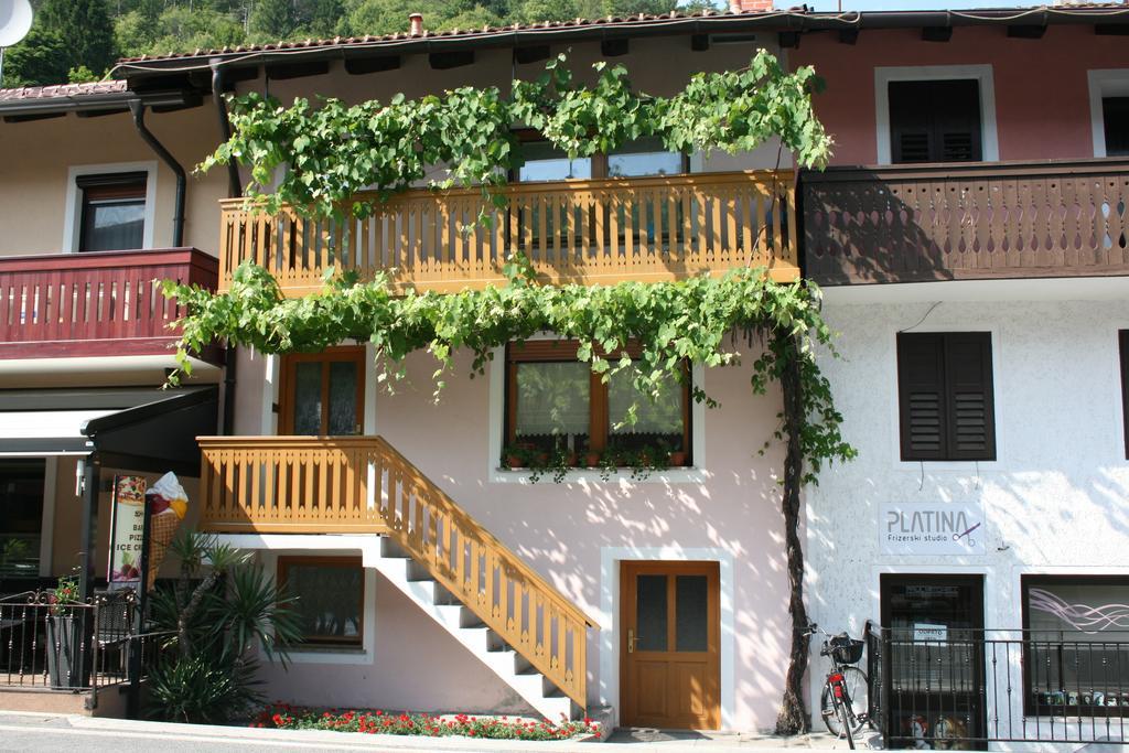 Apartamento Apartma Zotler Kobarid Exterior foto